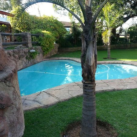 Anna Boeremeisie Guesthouse Benoni Esterno foto