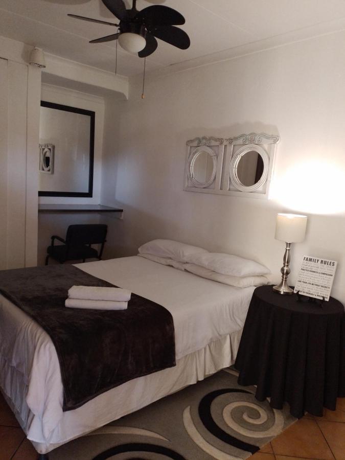 Anna Boeremeisie Guesthouse Benoni Esterno foto