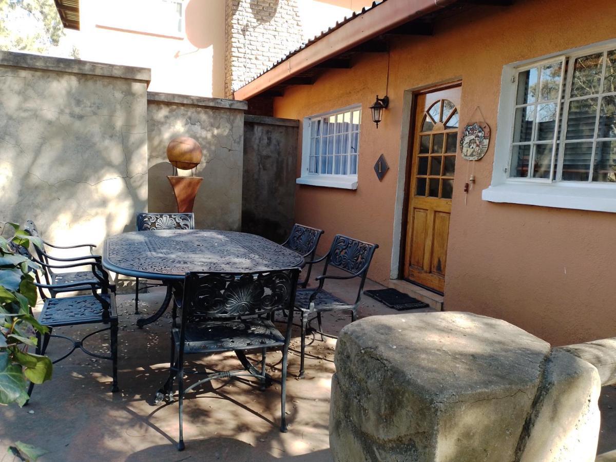 Anna Boeremeisie Guesthouse Benoni Esterno foto