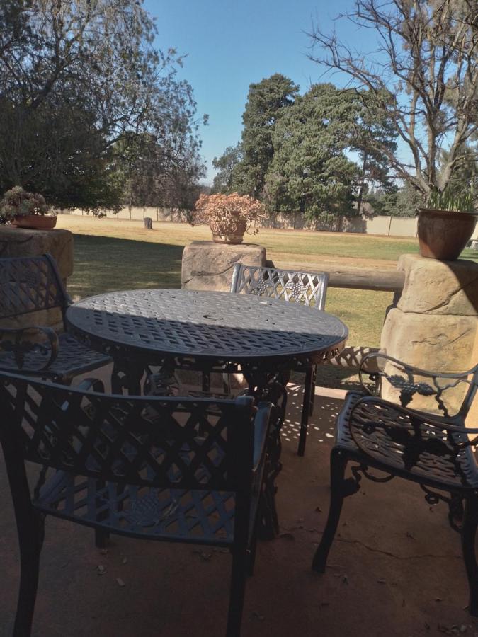 Anna Boeremeisie Guesthouse Benoni Esterno foto