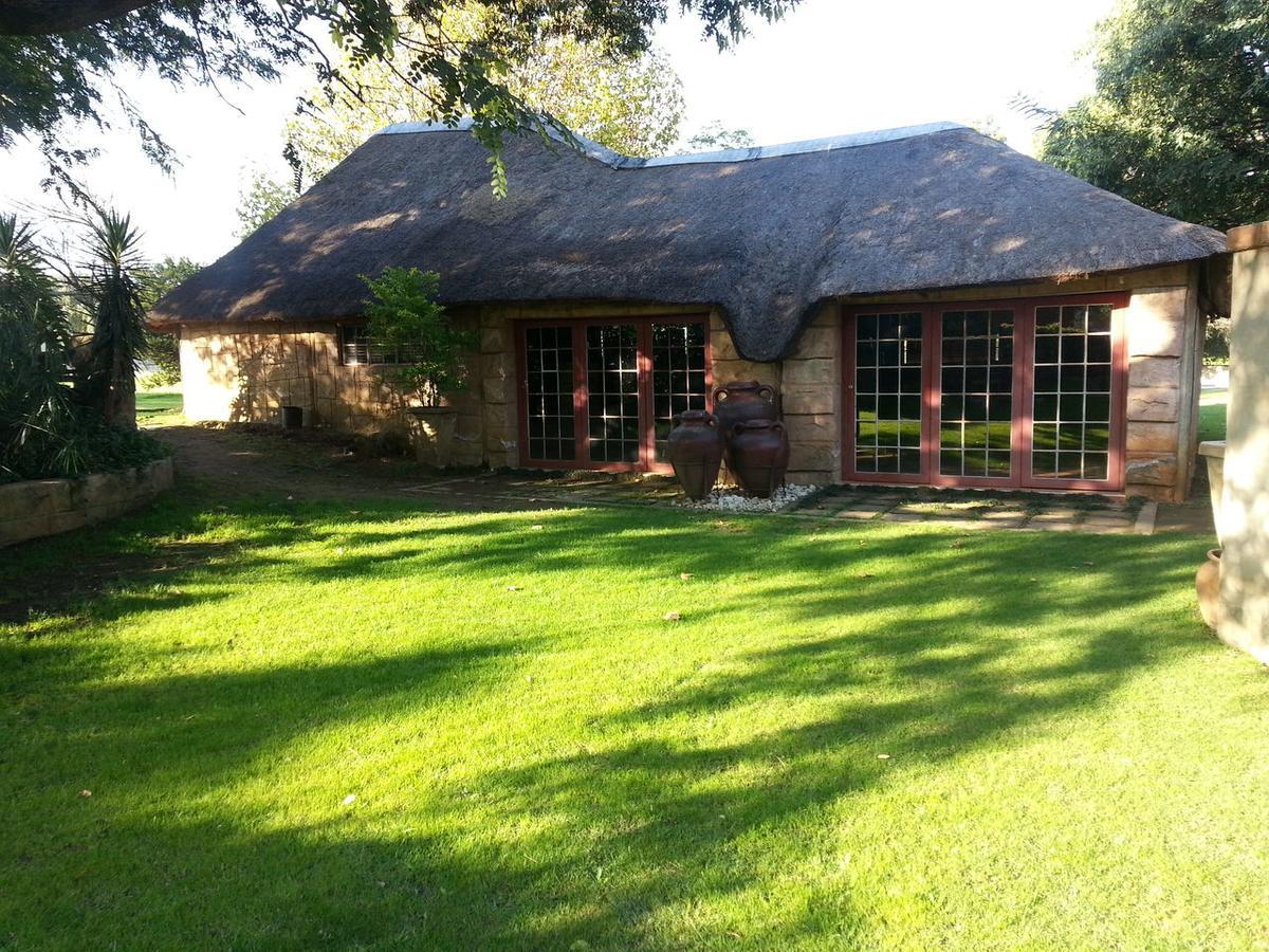 Anna Boeremeisie Guesthouse Benoni Esterno foto